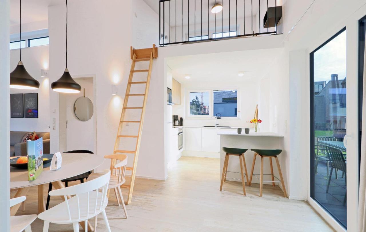 Lovely Home In Lembruch-Duemmer See With Wifi Εξωτερικό φωτογραφία