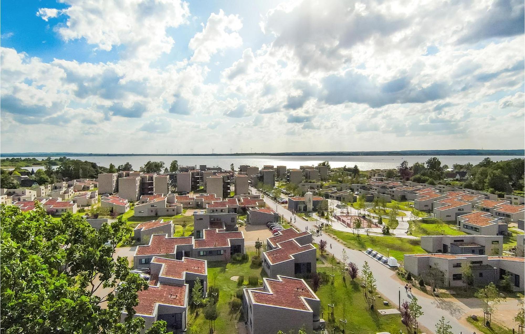 Lovely Home In Lembruch-Duemmer See With Wifi Εξωτερικό φωτογραφία